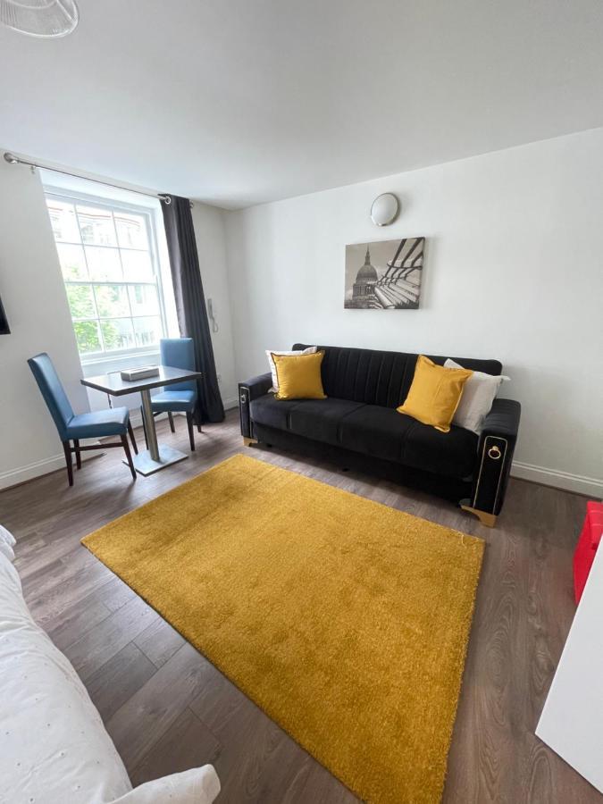 93 Charlotte Apartment Лондон Екстериор снимка