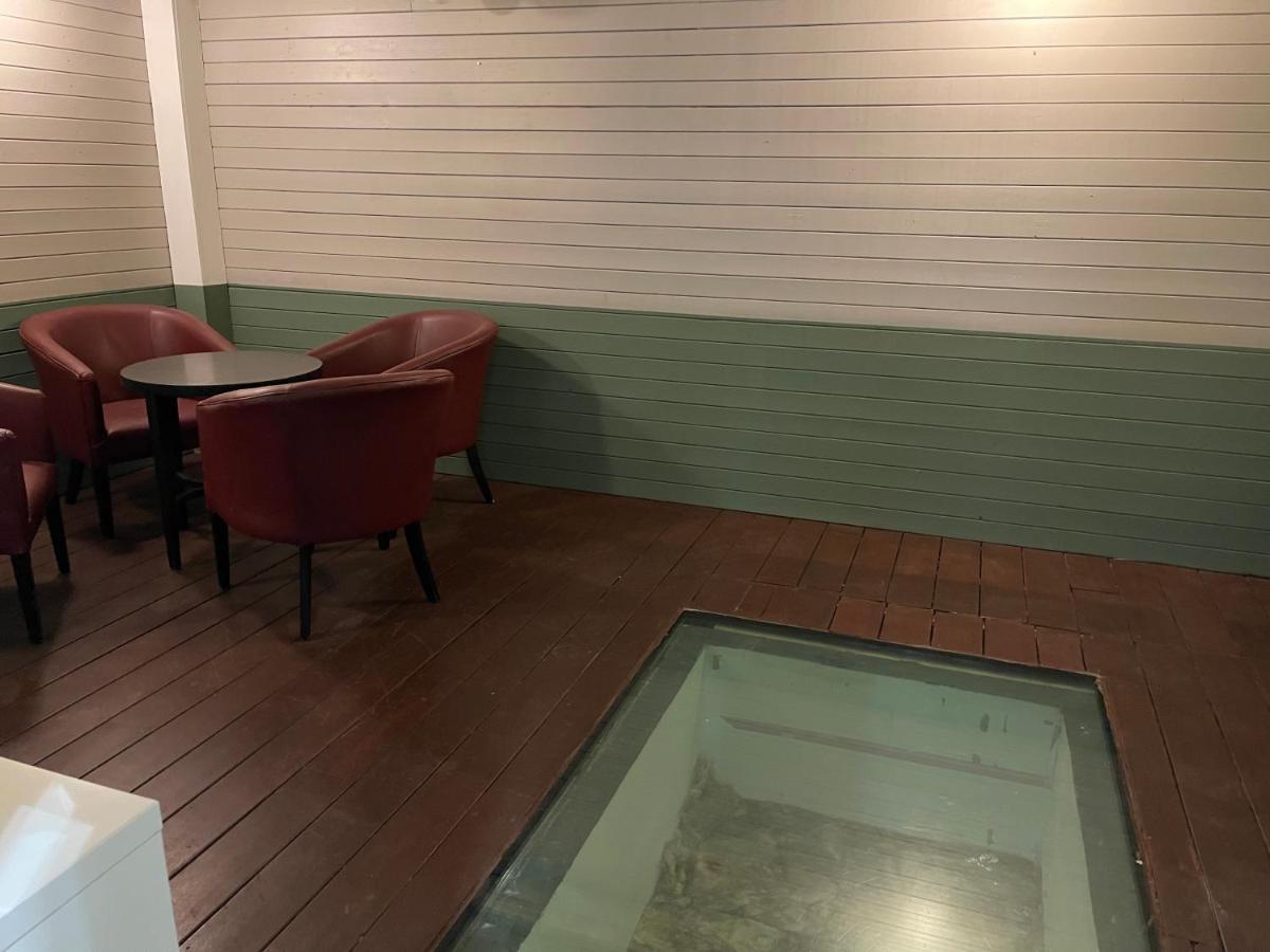 93 Charlotte Apartment Лондон Екстериор снимка