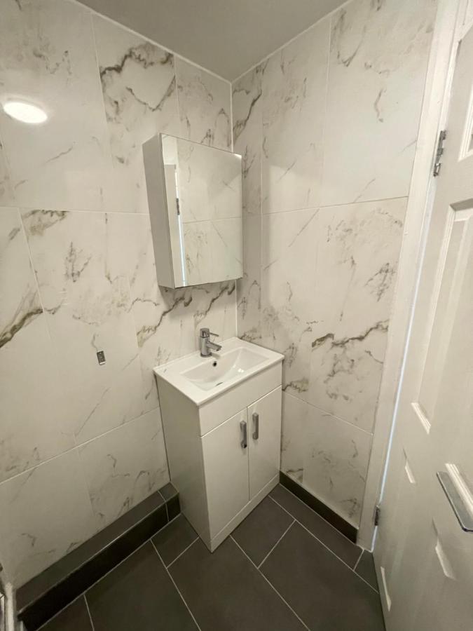 93 Charlotte Apartment Лондон Екстериор снимка